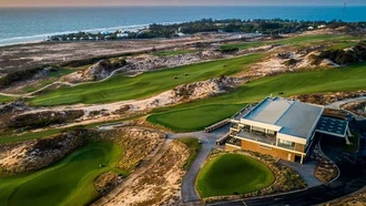 Bốn khu nghỉ dưỡng kết hợp sân golf của Việt Nam vào top đầu châu Á