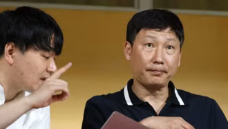 Tuyển Việt Nam: HLV Kim Sang Sik vào việc, lộ mục tiêu được giao