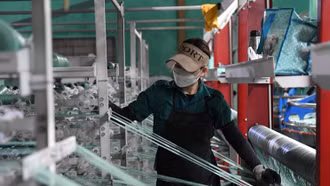 Chuyên gia nước ngoài đánh giá hiện là thời điểm tốt đầu tư vào Việt Nam