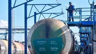 Nga cấm xuất khẩu xăng trong 6 tháng