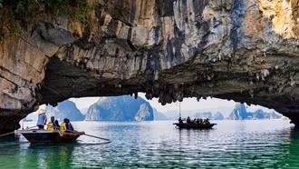 Báo Anh chọn 13 điều "gây nghiện" nhất của du lịch Việt Nam