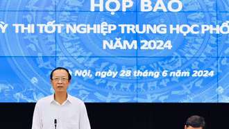 Bộ GD-ĐT sẽ đề nghị trường đại học tăng chỉ tiêu xét tuyển theo điểm thi THPT