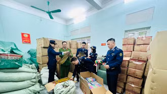 Kiểm tra, thu giữ 4 lô hàng không rõ nguồn gốc xuất xứ