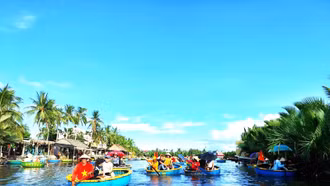 Du ngoạn rừng dừa Bảy Mẫu