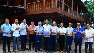 Khánh thành công trình “Thắp sáng đường quê” và mô hình khu dân cư liền kề tại xã Kim Sơn