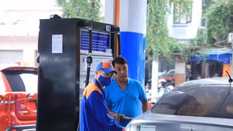 Xăng dầu giảm giá sau 2 lần tăng liên tiếp