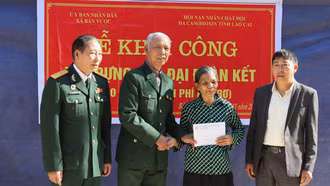 Khởi công nhà đại đoàn kết cho gia đình chính sách tại huyện Bát Xát