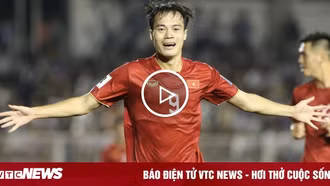 Văn Toàn, Đình Bắc lập công, tuyển Việt Nam thắng Philippines