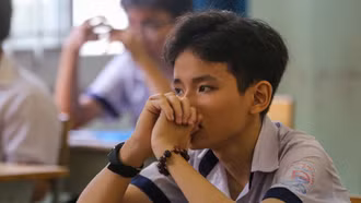 Bộ Giáo dục yêu cầu dừng tuyển thẳng lớp 10 bằng IELTS