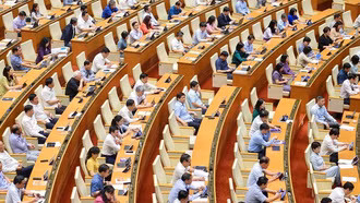 Quốc hội thông qua Nghị quyết về Chương trình xây dựng luật, pháp lệnh