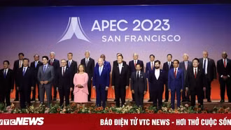 Chủ tịch nước Võ Văn Thưởng dự phiên chụp ảnh chung với các Nhà lãnh đạo APEC