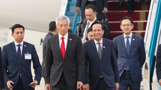 Thủ tướng Singapore đến Hà Nội, bắt đầu thăm chính thức Việt Nam