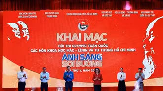 Phát huy vai trò của thanh niên trong bảo vệ nền tảng tư tưởng của Đảng