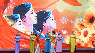 Bắc Hà tổ chức Đêm thơ “Xuân trên non cao” 