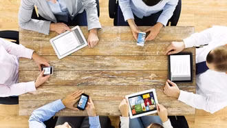 Tăng tốc đầu tư vào thị trường giáo dục số