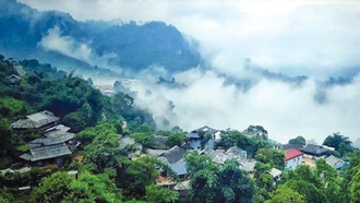 “Ngôi làng hạnh phúc trên mây”