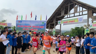Gần 500 vận động viên tham gia Giải chạy Marathon “Nghĩa Đô Xanh” lần thứ 2