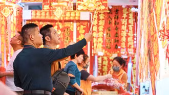 Các nước tưng bừng chào đón Lễ hội mùa xuân