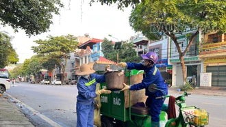 Cảnh giác khi nộp tiền thu gom, vận chuyển rác sinh hoạt