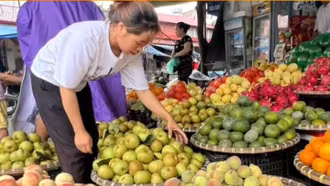 Chưa kịp vui vì tăng lương đã phải lo về tăng giá