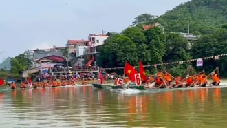 Kịch tính vòng đua chung kết nội dung đồng đội nam Giải đua mảng trên sông Chảy