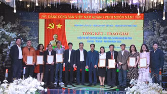 Trao giải cuộc thi thơ học đường và truyện ngắn có chủ đề "Dấu ấn quê hương"
