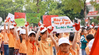 Cùng hành động vì một "Việt Nam xanh"