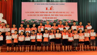 Phường Bắc Cường tuyên dương, khen thưởng 388 học sinh tiêu biểu năm học 2022 -2023