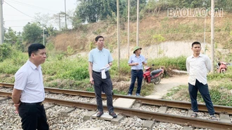 Kiểm tra công tác đảm bảo trật tự, an toàn giao thông đường sắt