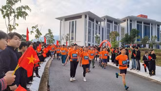 Hơn 600 vận động viên tham gia Giải leo núi “Chinh phục đỉnh Gia Lan”