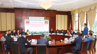 Gặp gỡ, giao lưu trao đổi khách giữa các doanh nghiệp lữ hành hai tỉnh Lào Cai (Việt Nam) và Vân Nam (Trung Quốc)