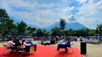 Thị xã Sa Pa: Gần 500 học sinh tham dự “Phiên tòa giả định” tuyên truyền pháp luật về bảo đảm trật tự, an toàn giao thông