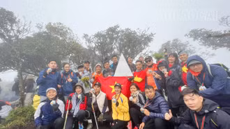 Các tuyến leo núi ở Bát Xát đón trên 4.000 lượt khách trong hơn 2 tháng