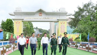 Bí thư Tỉnh ủy Đặng Xuân Phong kiểm tra công tác chuẩn bị Chương trình giao lưu hữu nghị quốc phòng biên giới Việt Nam - Trung Quốc