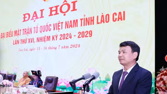 “Nhất định thực hiện thắng lợi nhiệm vụ vẻ vang” (*)