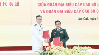 Hội đàm giữa Đoàn đại biểu cấp cao Bộ Quốc phòng hai nước Việt Nam - Trung Quốc