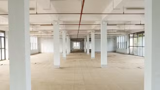 Vì sao nhiều ki ốt tại một số chợ trên địa bàn thành phố Lào Cai bỏ trống?