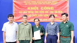 Hội Cựu chiến binh huyện Bảo Thắng hỗ trợ xây dựng nhà “Nghĩa tình đồng đội”