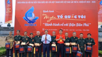 Chương trình “Tôi yêu Tổ quốc tôi” năm 2024 cùng hành trình về với Điện Biên Phủ