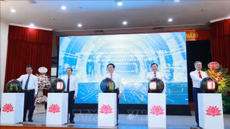 Khai trương “Hệ thống thí điểm phổ biến, bồi dưỡng, cập nhật kiến thức lý luận chính trị cho cán bộ, đảng viên trên Internet”