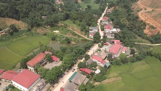 Bừng sáng vùng quê cách mạng