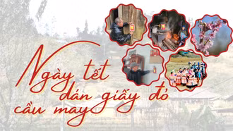 Ngày tết dán giấy đỏ cầu may