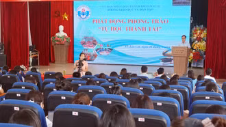 Phát động Phong trào “Tự học thành tài”