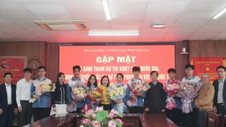 Gặp mặt, động viên học sinh tham dự các cuộc thi quốc gia, quốc tế