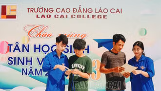 Gần 1.500 học sinh, sinh viên nhập học tại Trường Cao đẳng Lào Cai