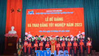 Phân hiệu Đại học Thái Nguyên tại Lào Cai tổ chức Lễ bế giảng và trao bằng tốt nghiệp cho sinh viên