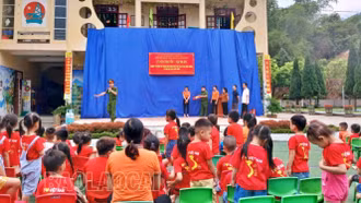 Tuyên truyền - tập huấn nghiệp vụ phòng cháy, chữa cháy, đảm bảo trật tự, an toàn giao thông và vệ sinh an toàn thực phẩm