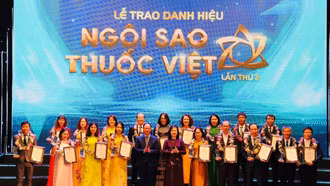 Bộ Y tế trao danh hiệu "Ngôi sao thuốc Việt" lần thứ 2