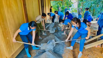 Hơn 1 tỷ đồng hỗ trợ Nhân dân xã Nậm Xây làm nền nhà, nền chuồng nuôi nhốt gia súc, nhà tiêu hợp vệ sinh