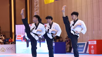 SEA Games 32 ngày thứ 7: Việt Nam vững vàng ngôi đầu